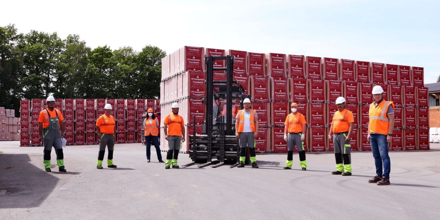 Wienerberger Operatives social distancing team photo for working safely in Covid-19.