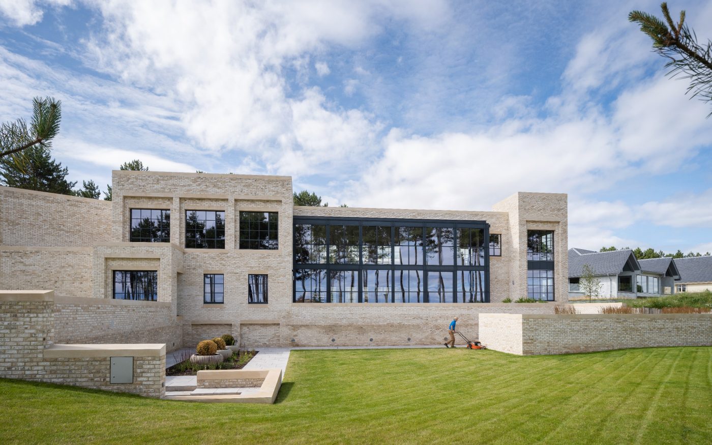 Kings Cairn Scotland
