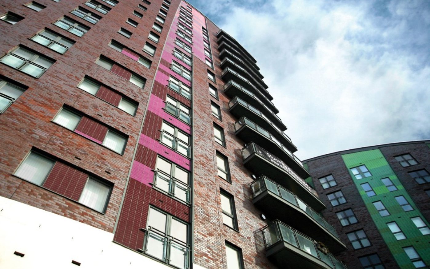 Leeds Echo Central apartment buildings with Corium facade