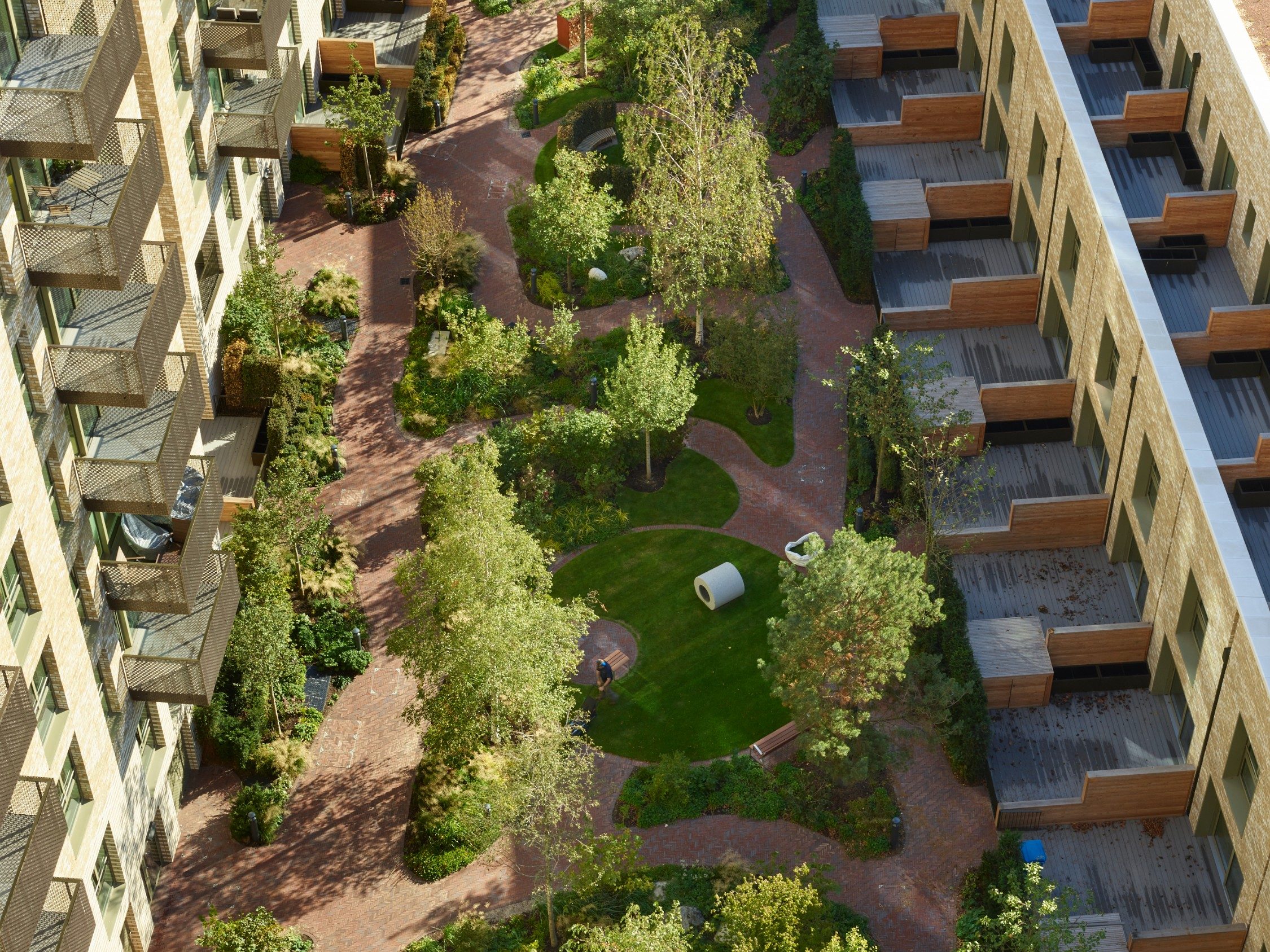 Rosa WF, Siena WF and Nero WF pavers