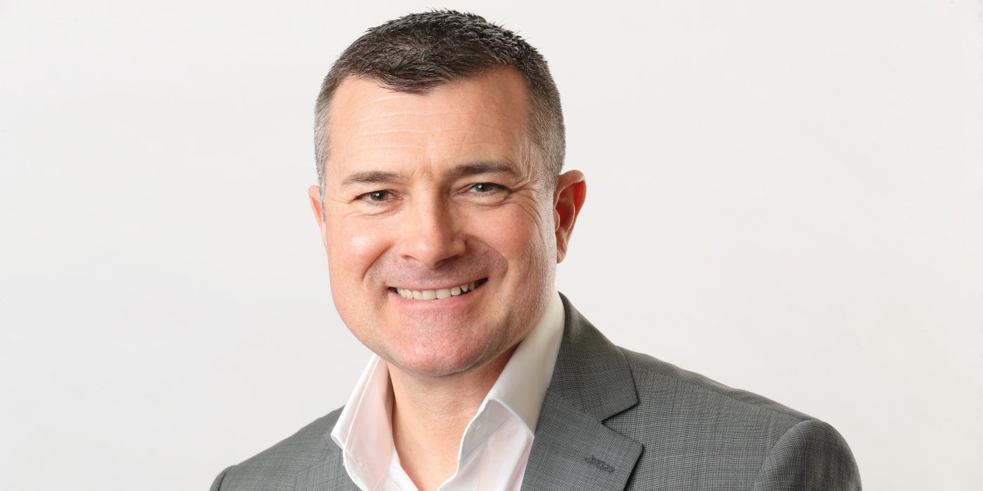 Adrian Shelley, Henshaws Roof and Build