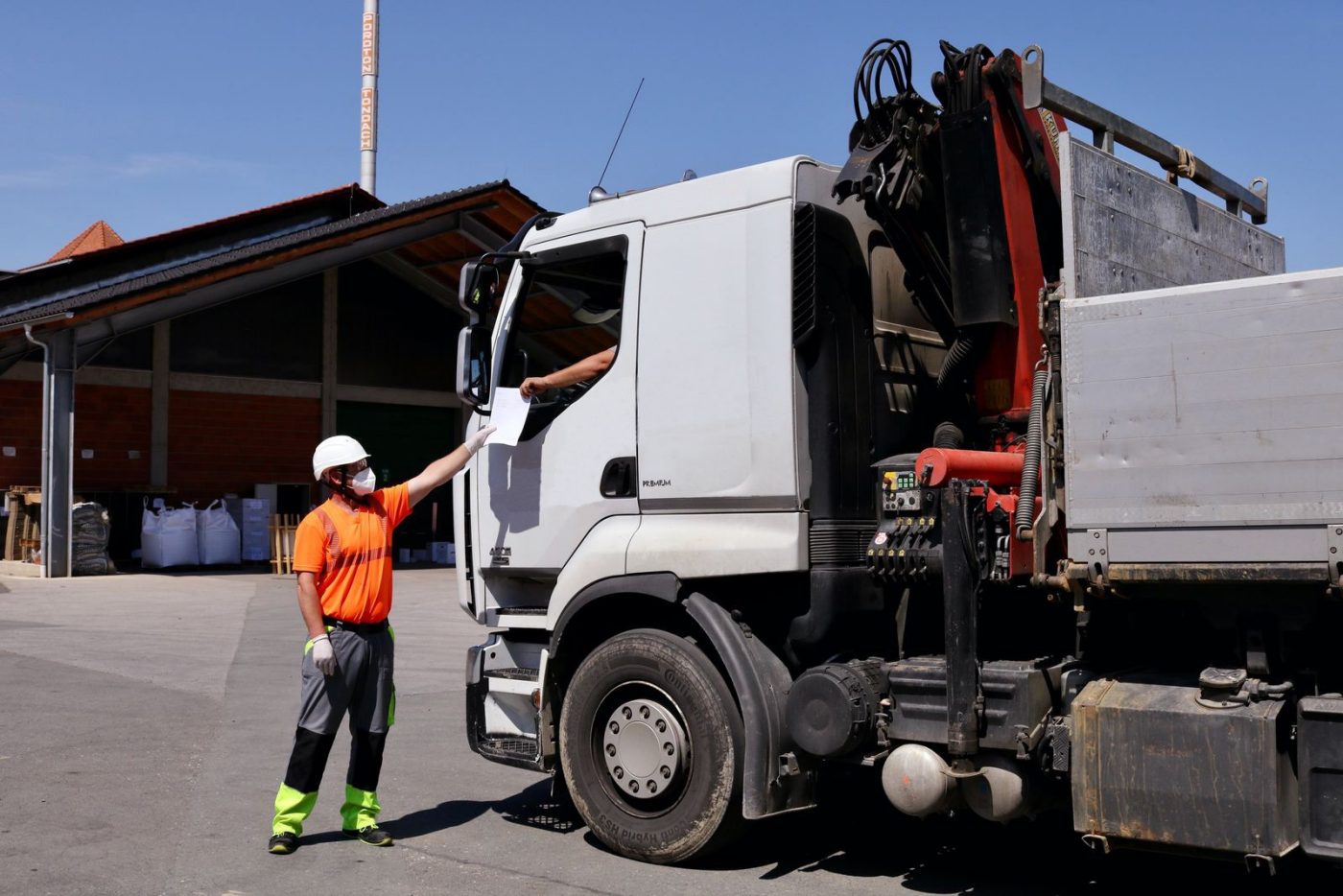 Stay in truck image for safe working in Covid-19.