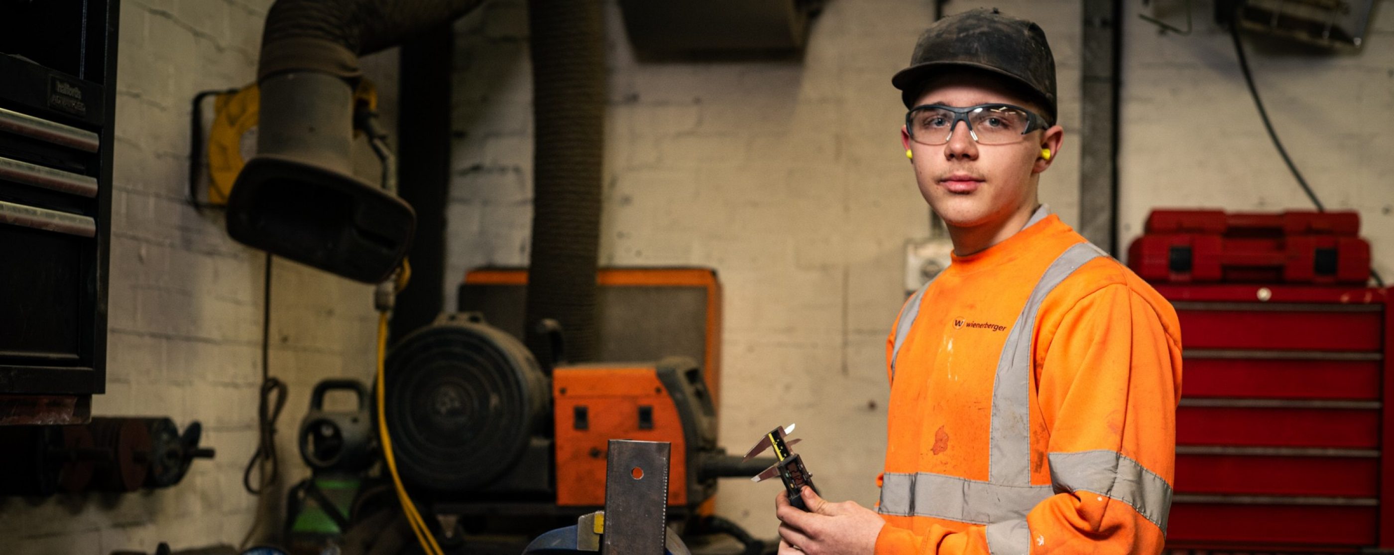 Celebrating two generations of apprentices | wienerberger UK