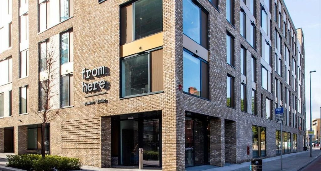 From Here & The Loom Con Mosso