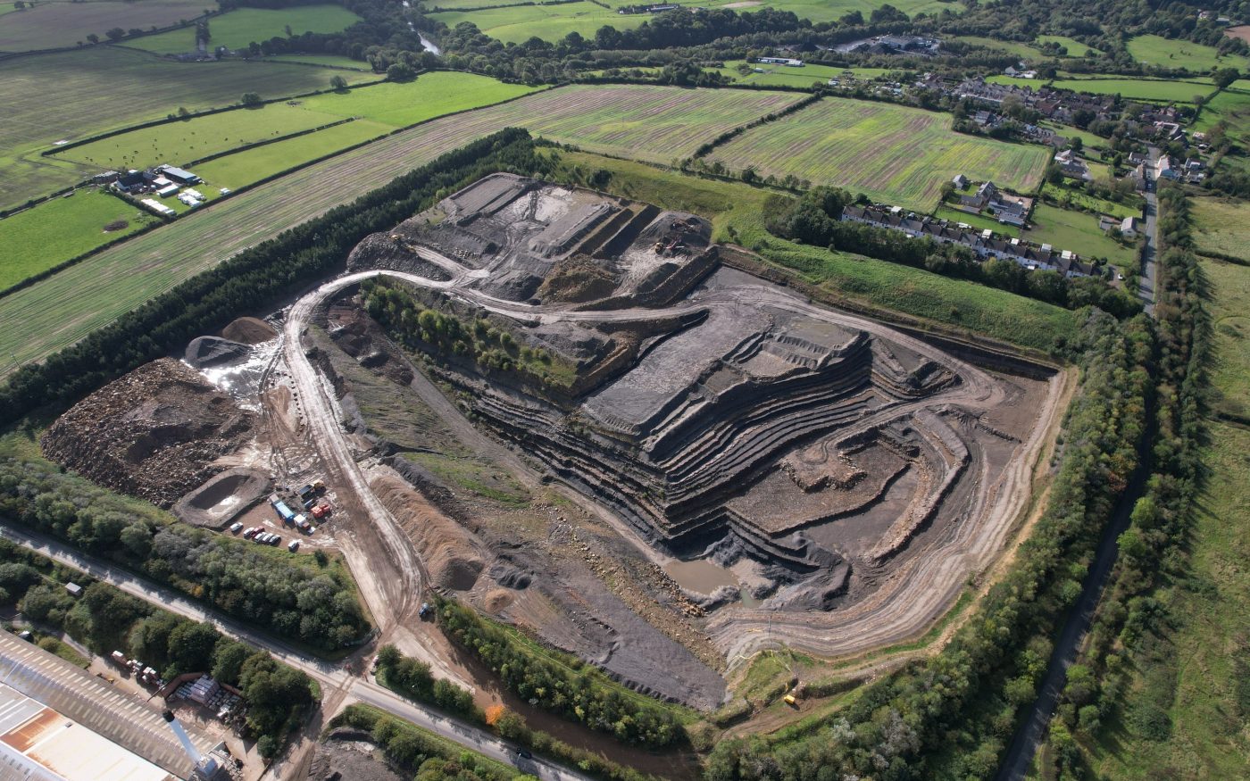 Bronze Age urn found at Mouselow Quarry