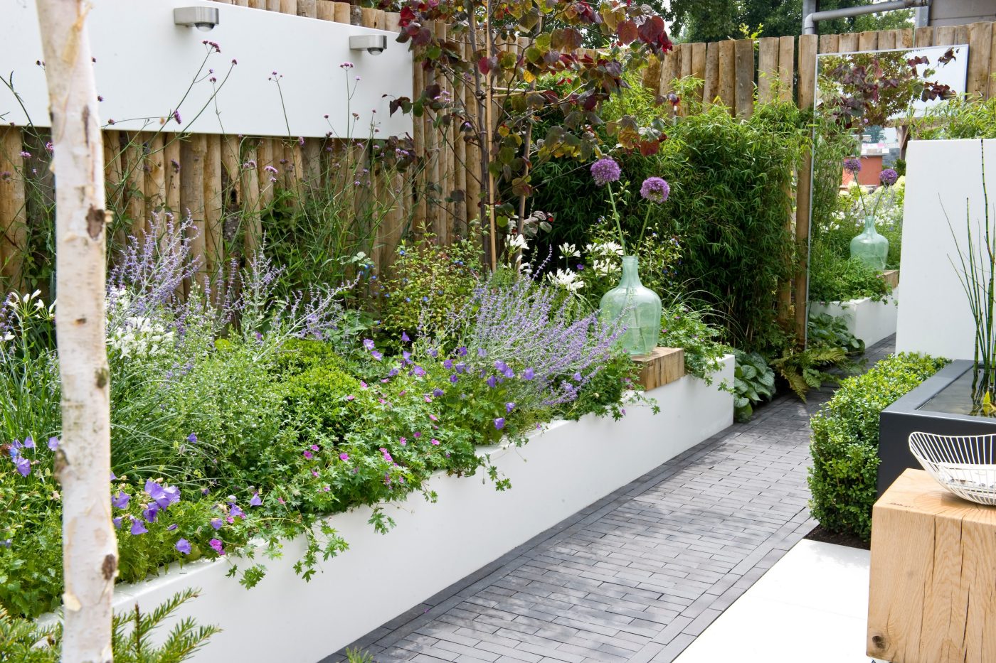 Gardenstyle Designa, series 3 - 2014 - gardens. Pavers series: Wienerberger Designa series.