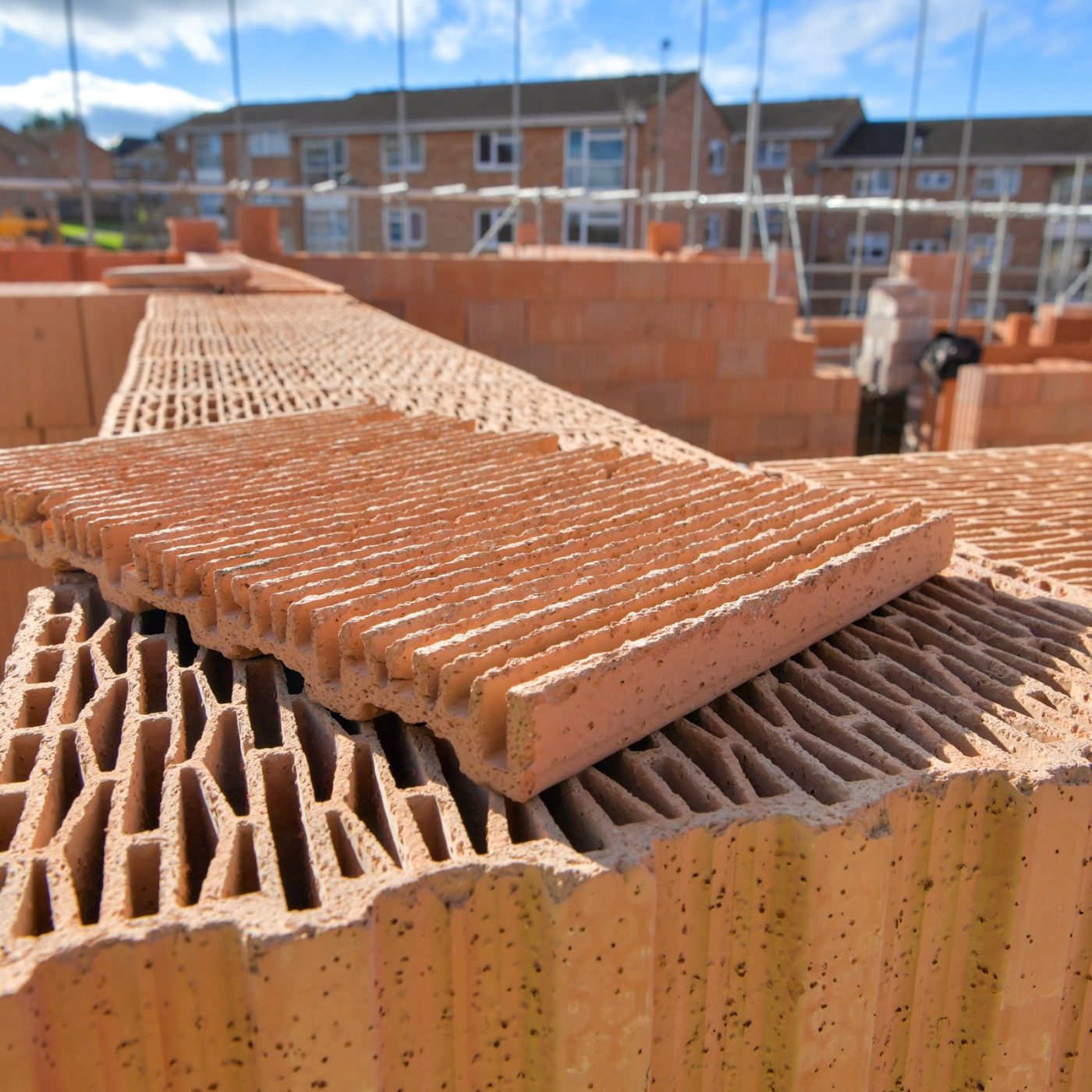 20.02.23 - Exeter, UK.Porotherm bricks being used at the Hamlin Gardens development in Exeter.Photo: Professional Images/@ProfImages