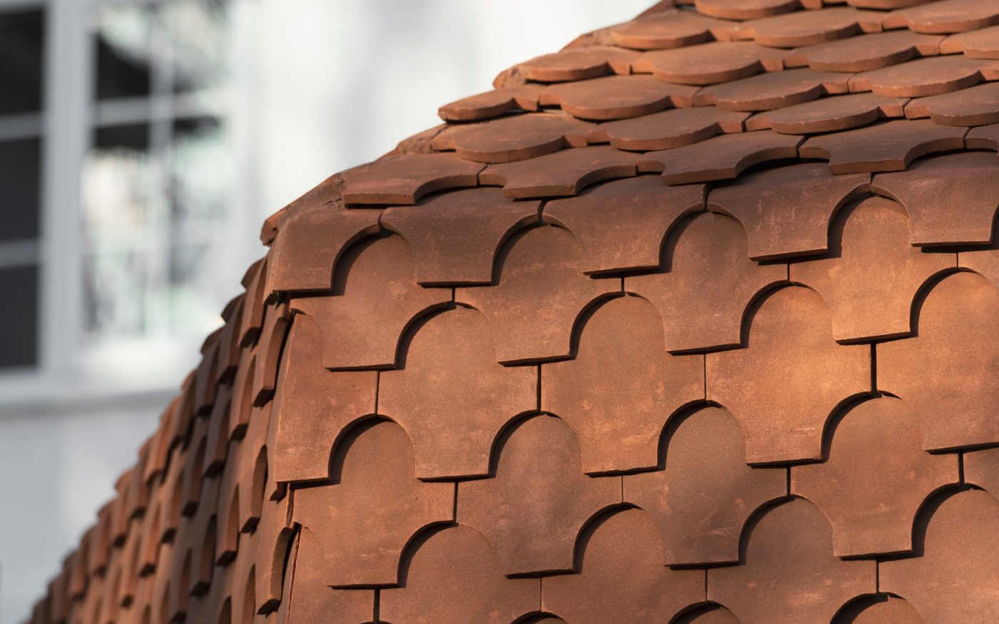Close up of the red handmade Keymer tiles used on the extention