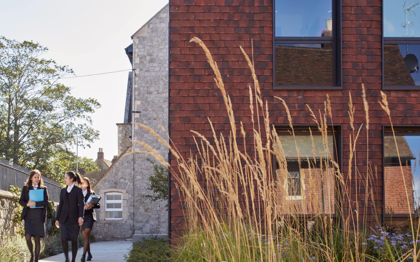 Kingsdown House Using Alban Sussex Blend Roof Tiles by Sandtoft 