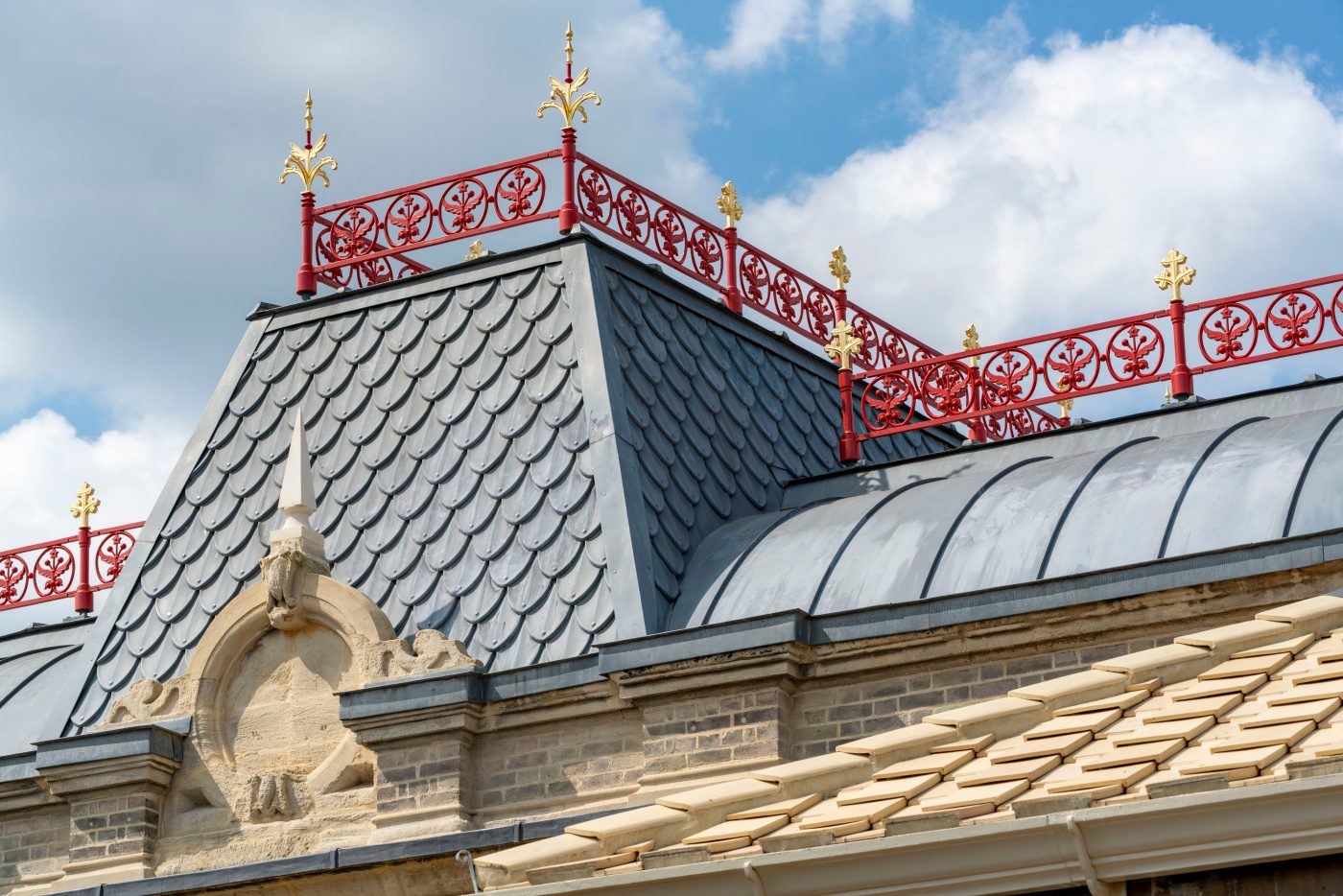 Image showing Wienerberger roof tiles used on Peckham Rye Station
