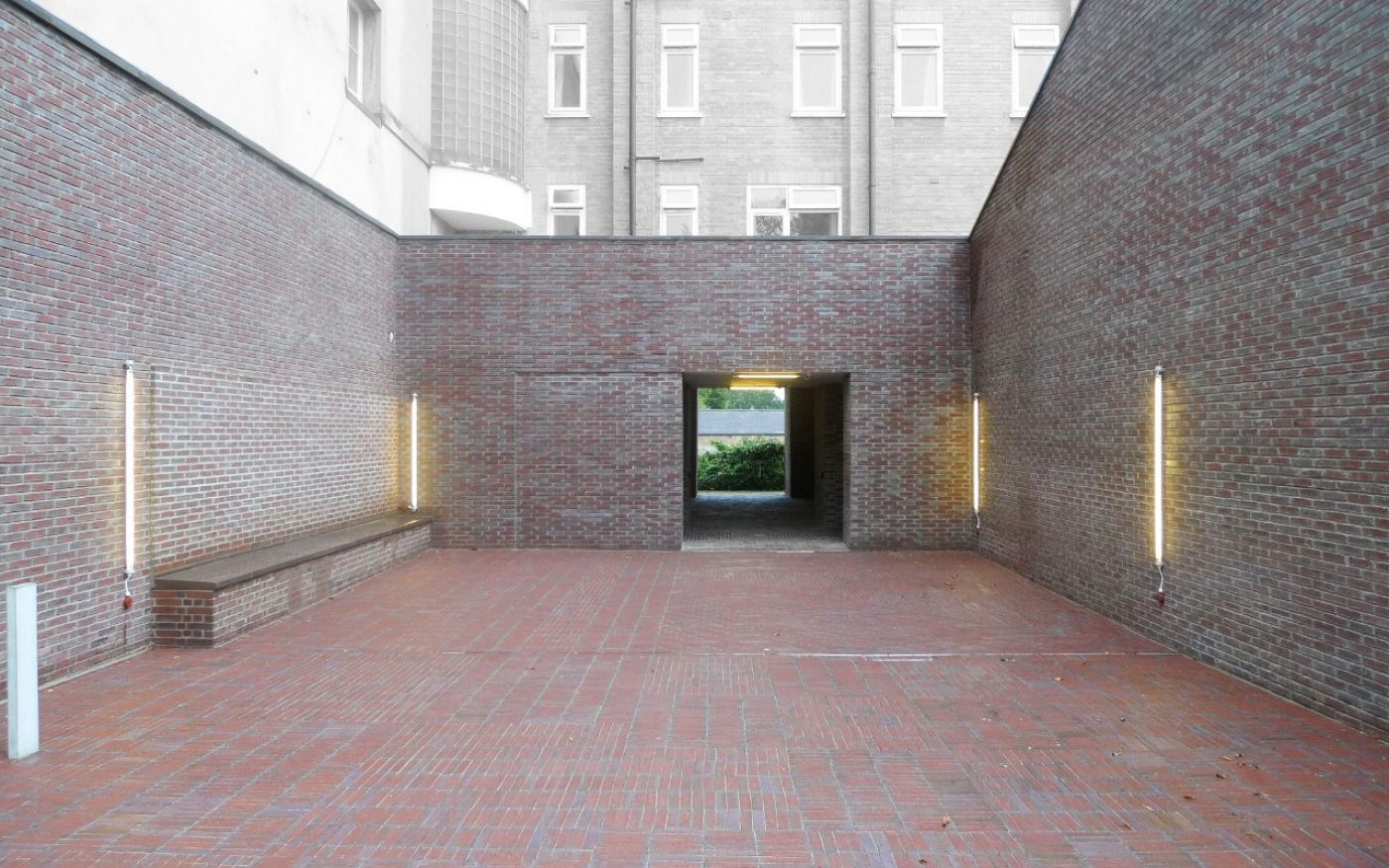 Herne Dark Brindled paving with lighting on either wall