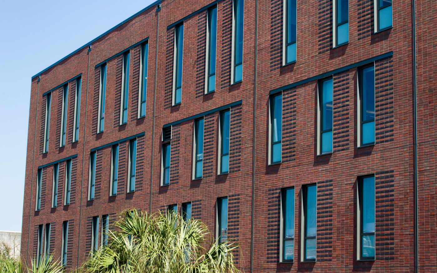 Monroe Hall, Los Angeles