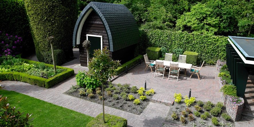 Renovation garden, Private garden, Rheden. Pavers: Ruston UWF