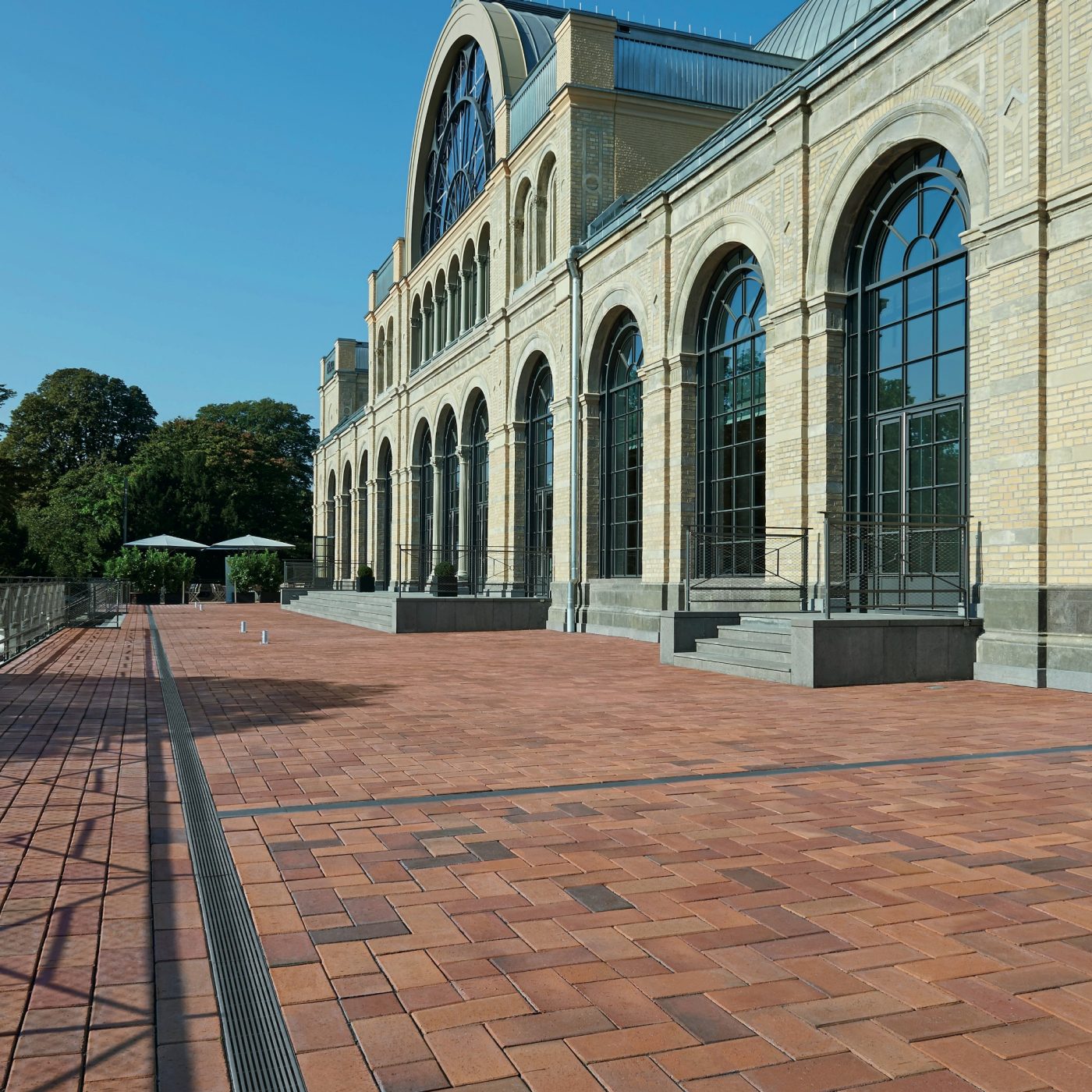 Reference cihlové dlažby Penter Florenzbunt